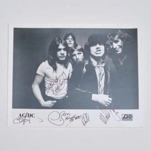 AC DC Band Signed 10x8 Photo With Bon Scott