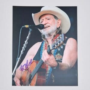 "Willie Nelson" Autographed 8x10 photo