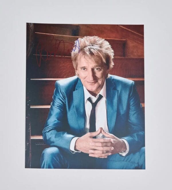 "Rod Stewart" Autographed 8x10 Photo