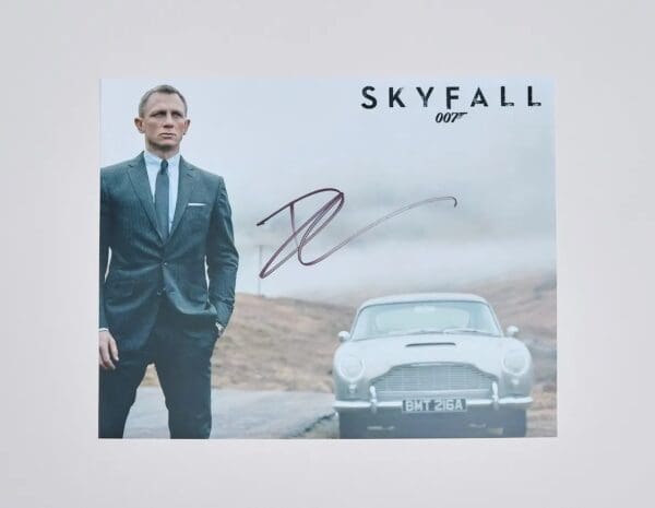 007 Skyfall Daniel Craig Autographed 10x8 Photo U