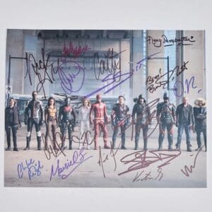 Legends of Tomorrow Autographed 10x8 Photo