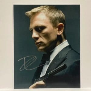 Daniel Craig Autographed 8x10 Photo