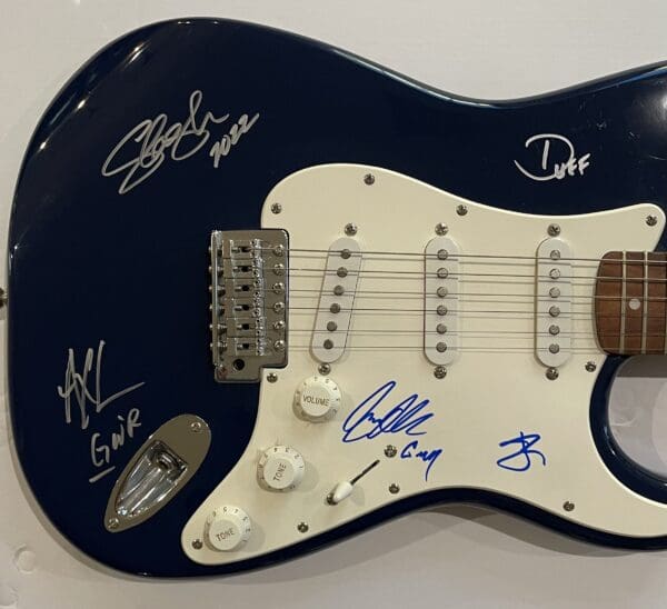 "Guns N’ Roses" Autographed Guitar - Image 3