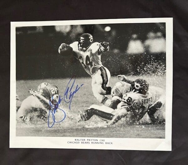 "Walter Payton" Autographed Photo