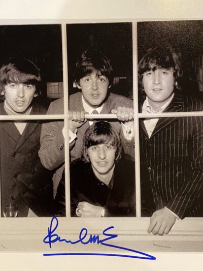 "Paul McCartney" Autographed 8x10 Photo