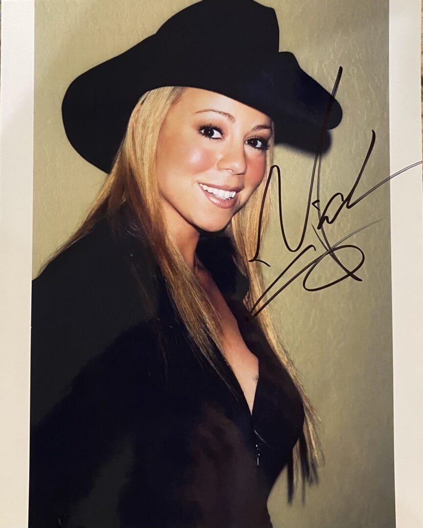 "Mariah Carey" Autographed 8x10 Photo