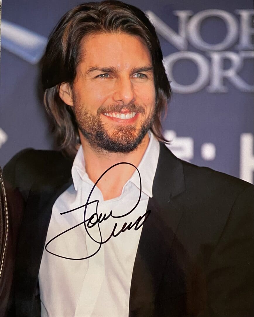 "Tom Cruise" Autographed 8x10 Photo
