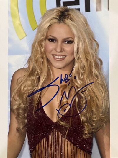 "Shakira" Autographed 8x10 Photo