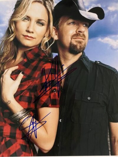 "Sugarland" Autographed 8x10 Photo