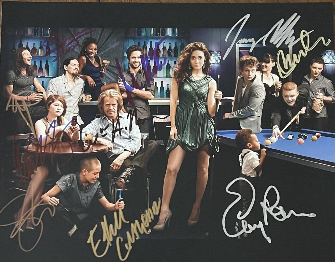 "Shameless" Autographed 10x8 Photo