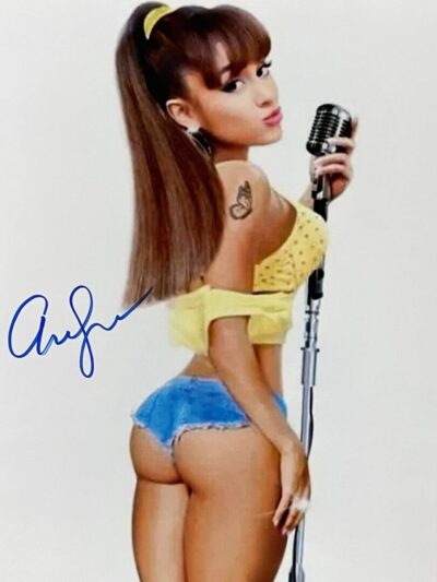 "Ariana Grande" Autographed 8x10 Photo