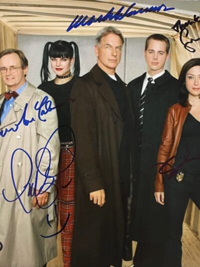 "NCIS" Autographed 10x8 photo