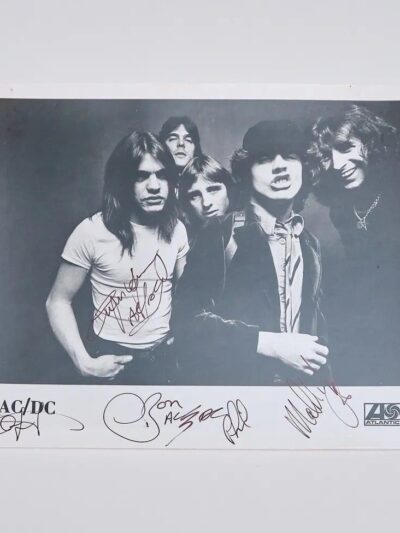 "AC/DC" Band Signed 10x8 Photo With Bon Scott